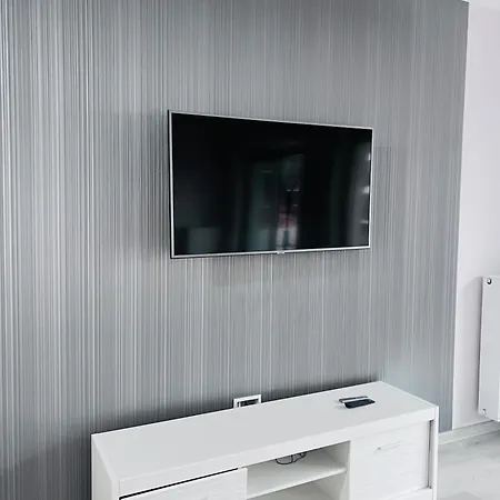 Luna River With Netlfix, Wifi&parking *