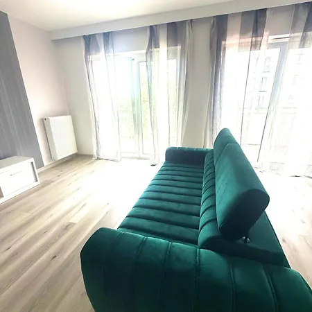 Luna River With Netlfix, Wifi&parking ורוצלב